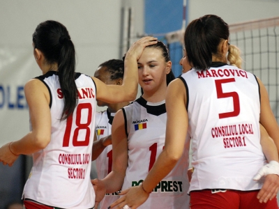 Dinamo Romprest Bucureşti a triumfat în derby-ul cu Medicina Târgu Mureş la volei feminin